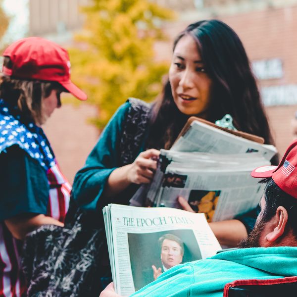 ما محتوای باکیفیت برای کاربران خود ارائه می‌دهیم.