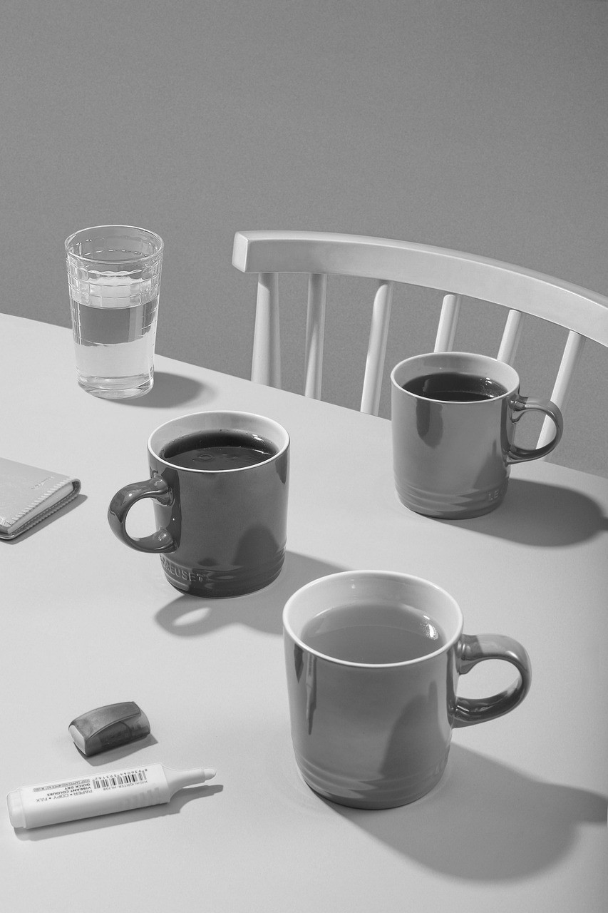 تصویر خبر: می‌گید آقا؟ من هیشکی. یک آقا مدیر کوفتی..