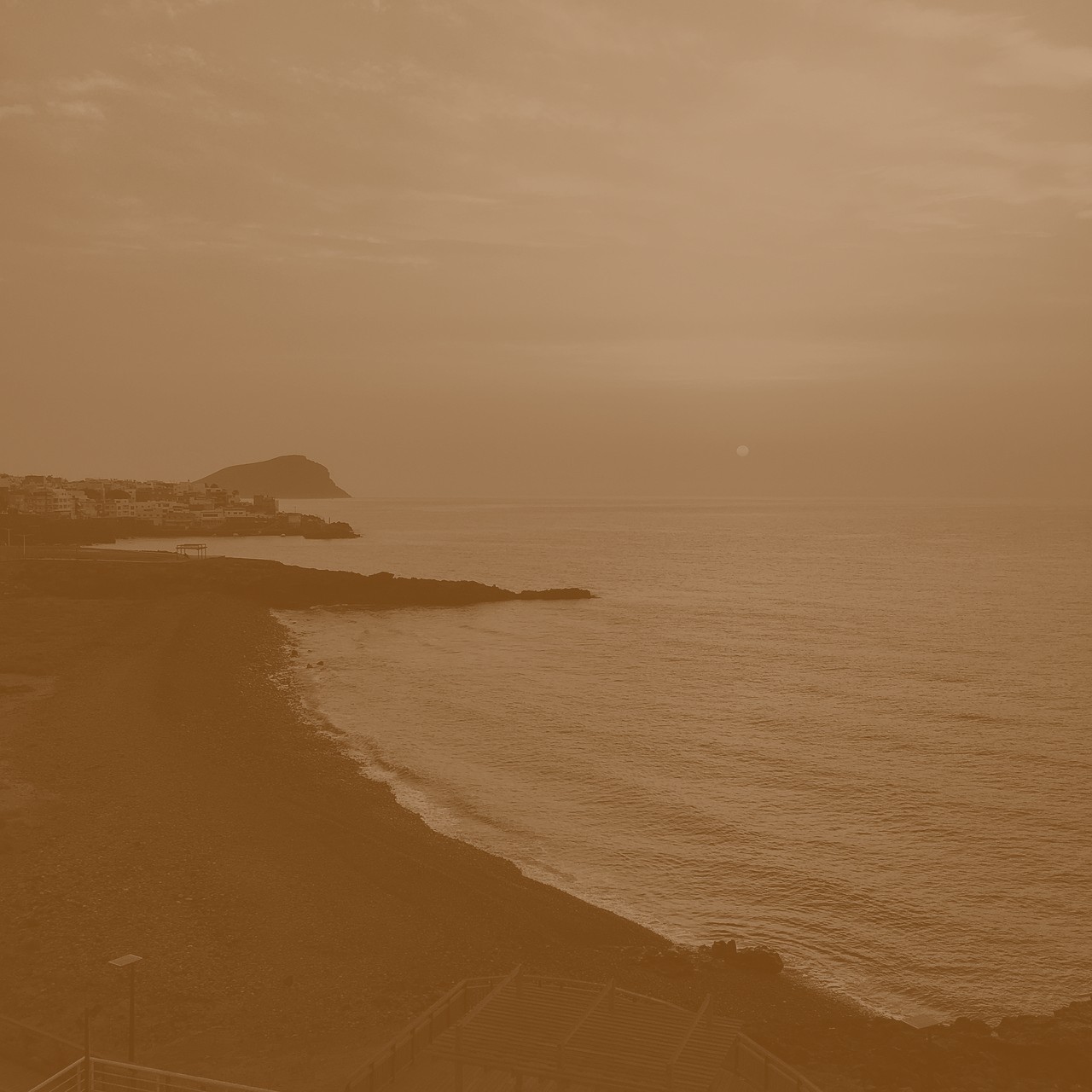 تصویر خبر: اما هیکل کبود معلم کلاس چهار رفت زیر ماشین..